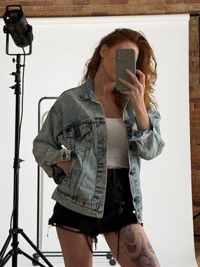 Vintage Levi’s oversized Jean jacket XS